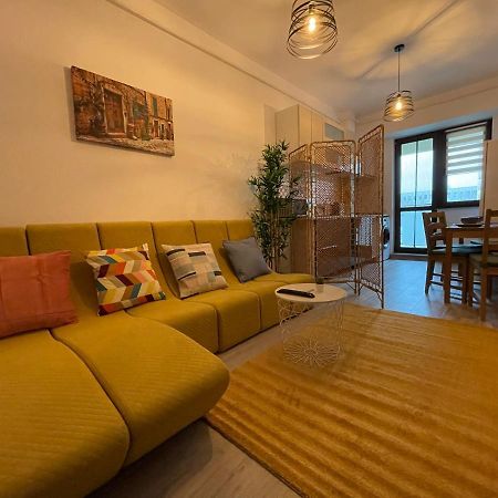 Apartment Near Palas Mall 雅西 外观 照片