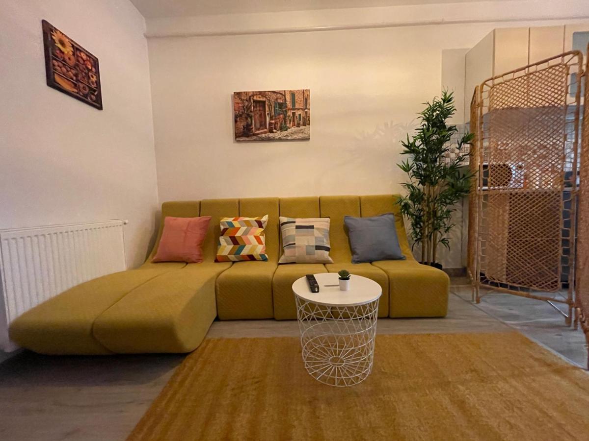 Apartment Near Palas Mall 雅西 外观 照片
